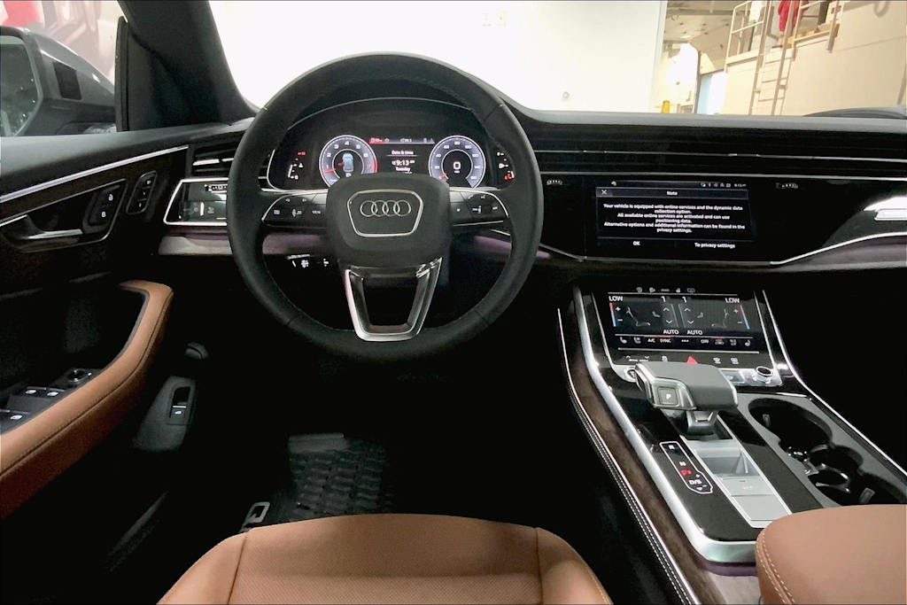 Thumbnail: 2026 Audi Q8 - 13