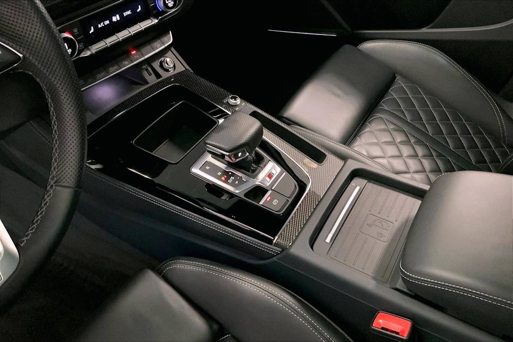 Thumbnail: 2023 Audi SQ5 - 16