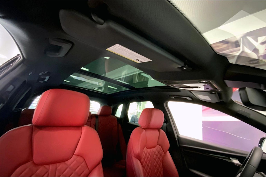 Thumbnail: 2024 Audi SQ5 - 28