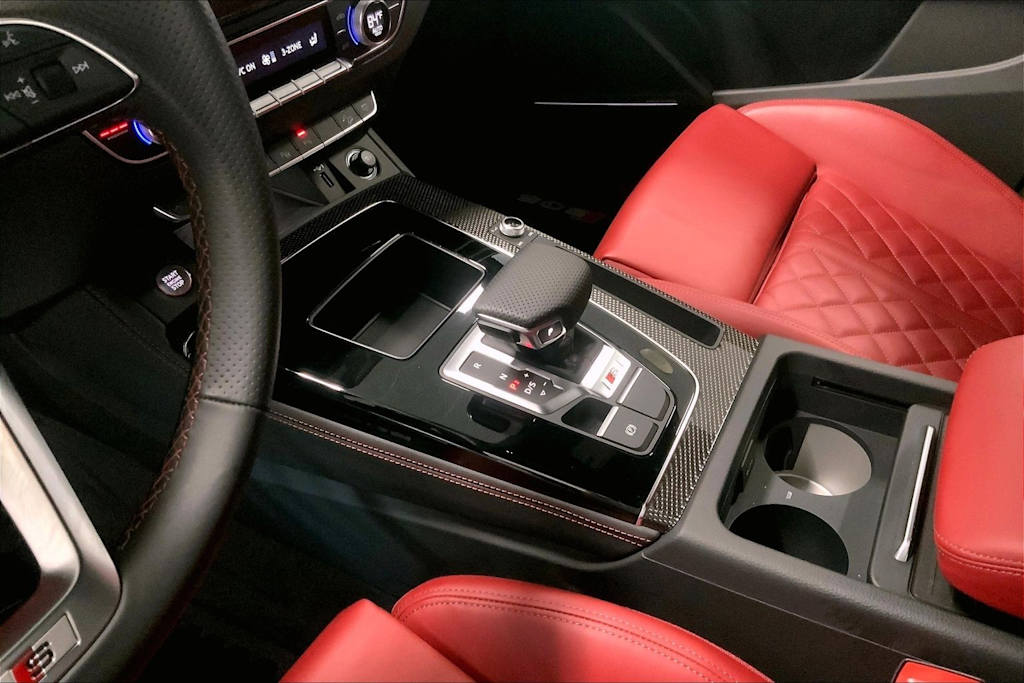 Thumbnail: 2024 Audi SQ5 - 14