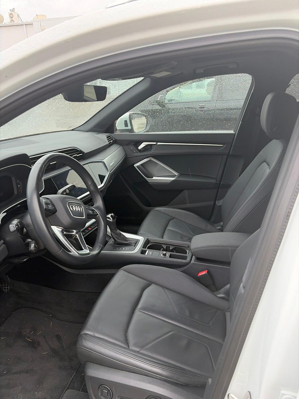 Thumbnail: 2023 Audi Q3 - 7