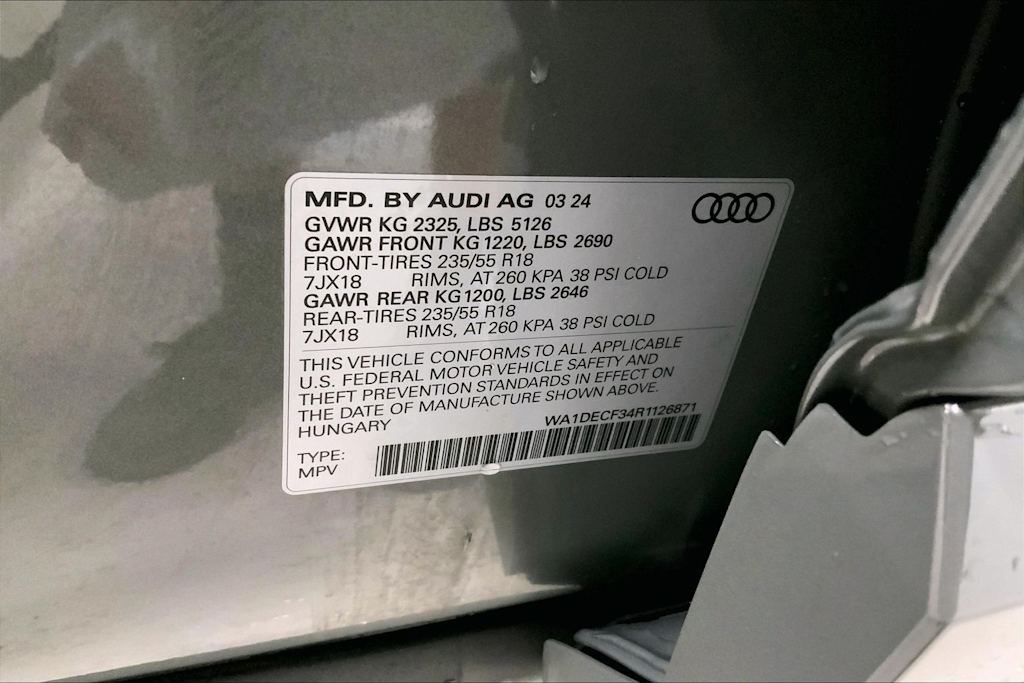 Thumbnail: 2024 Audi Q3 - 19