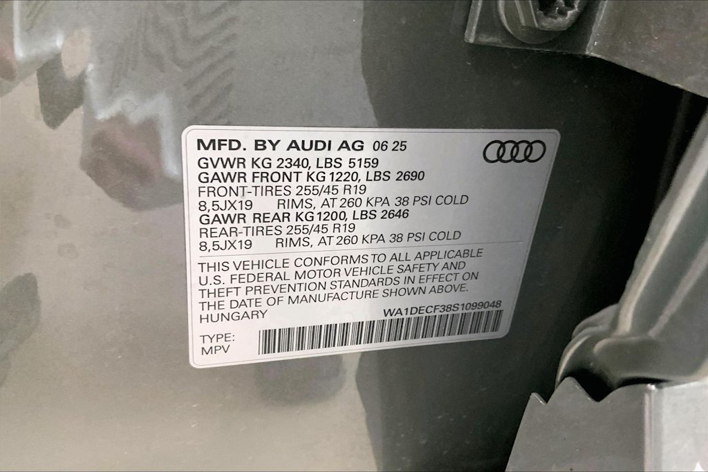 Thumbnail: 2025 Audi Q3 - 20