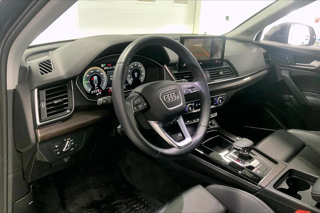 Thumbnail: 2025 Audi Q5 - 2