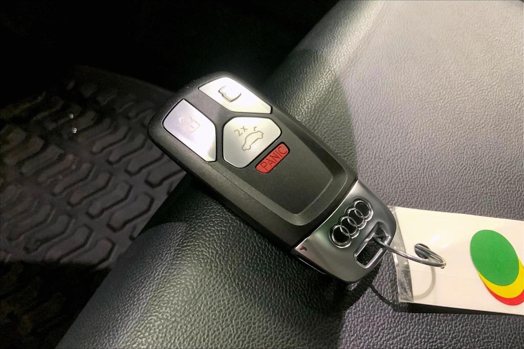 Thumbnail: 2025 Audi Q5 - 19