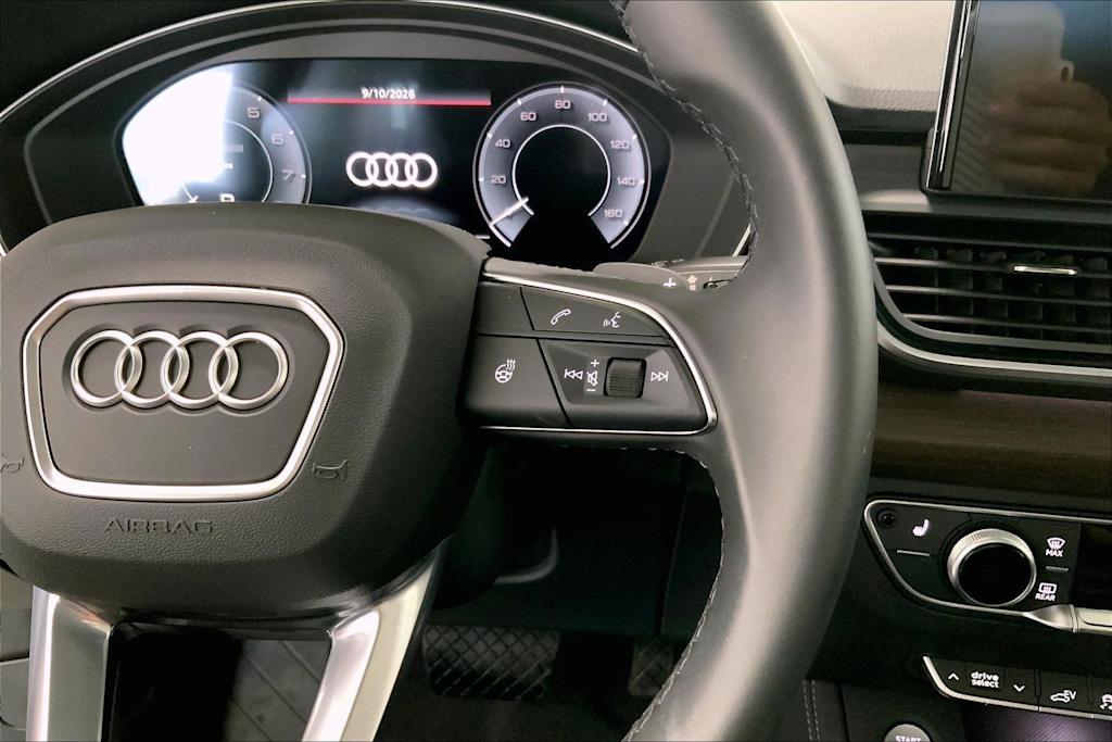 Thumbnail: 2025 Audi Q5 - 24