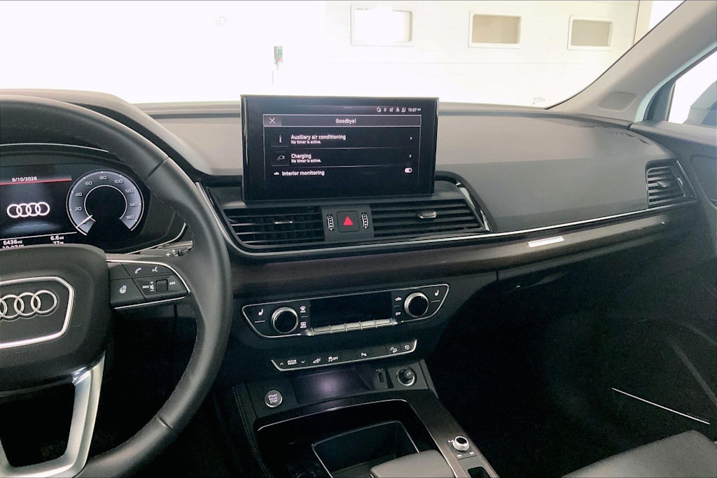 Thumbnail: 2025 Audi Q5 - 14