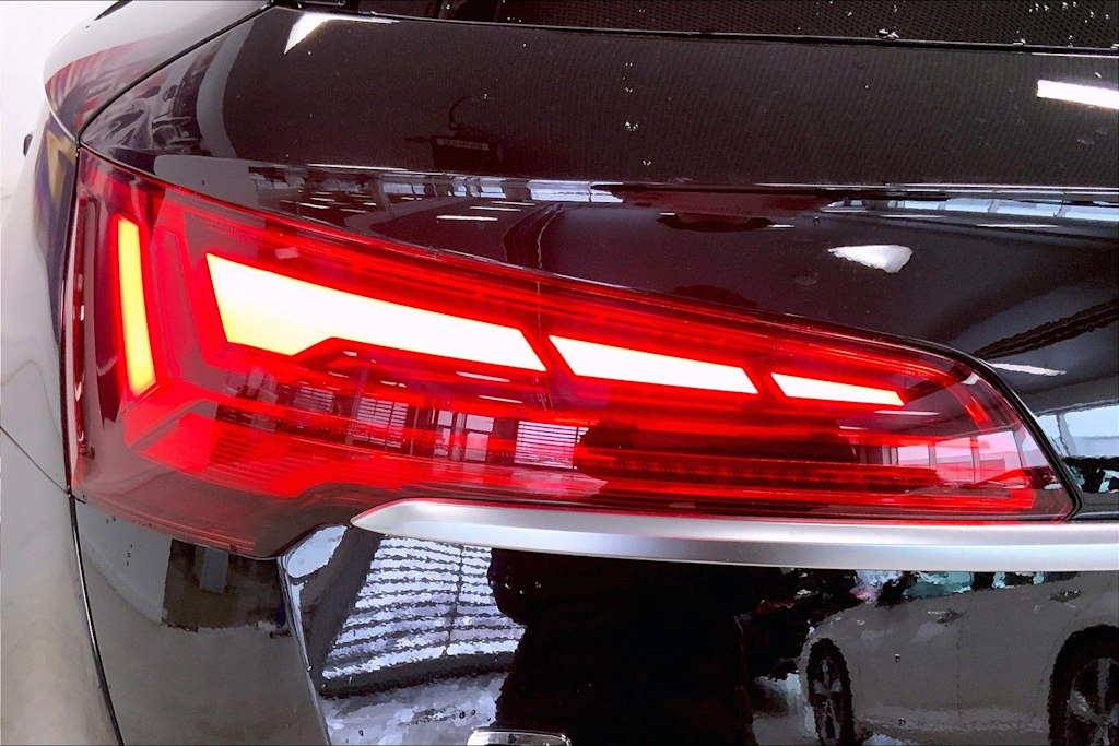 Thumbnail: 2023 Audi Q5 - 20