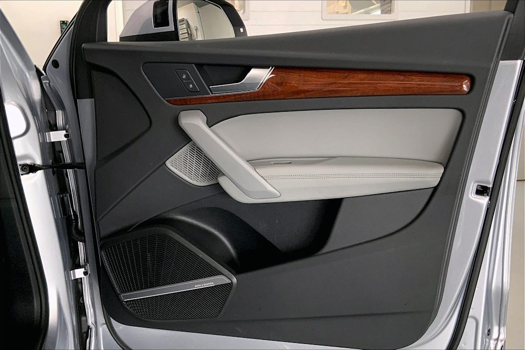 2022 Audi Q5 Premium Plus 28