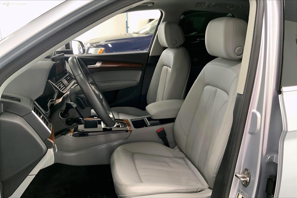 2022 Audi Q5 Premium Plus 11