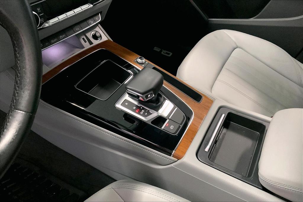 Thumbnail: 2022 Audi Q5 - 16