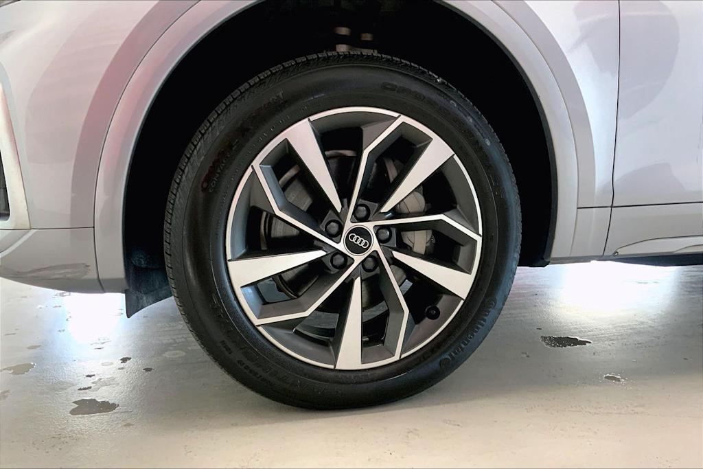 Thumbnail: 2022 Audi Q5 - 8