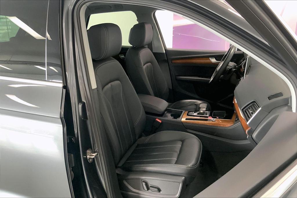 Thumbnail: 2023 Audi Q5 - 11