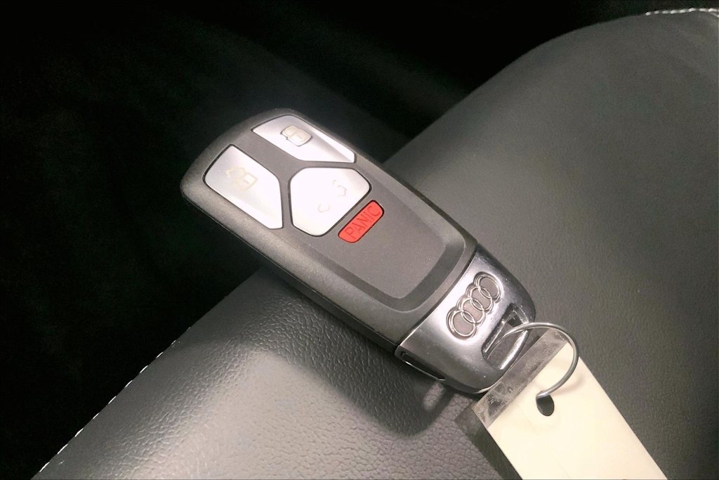 Thumbnail: 2023 Audi Q5 - 19