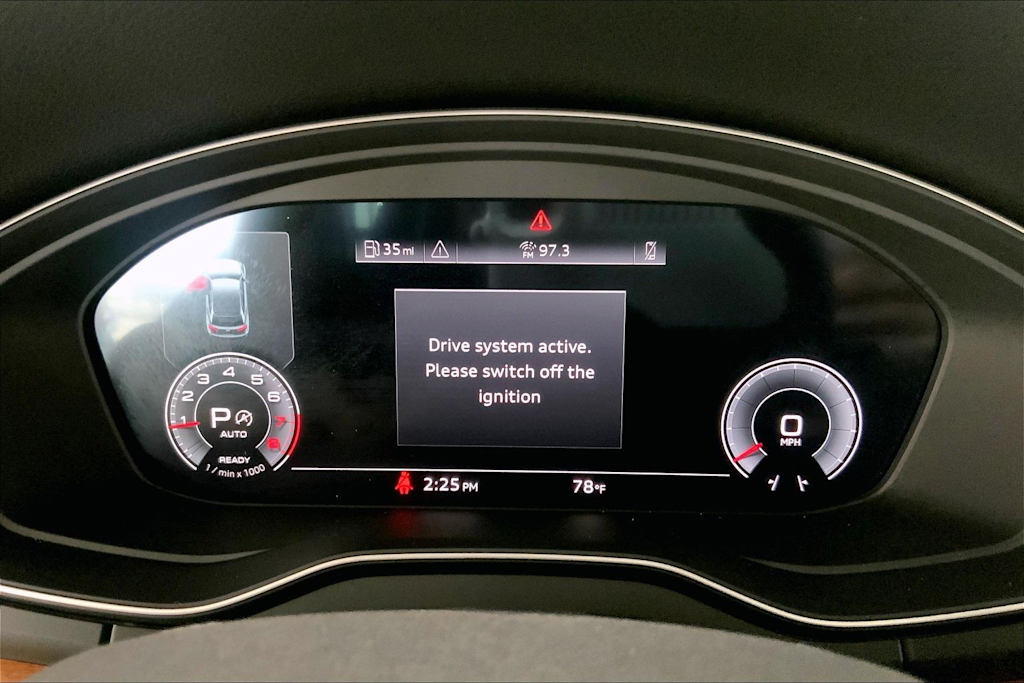 Thumbnail: 2023 Audi Q5 - 17