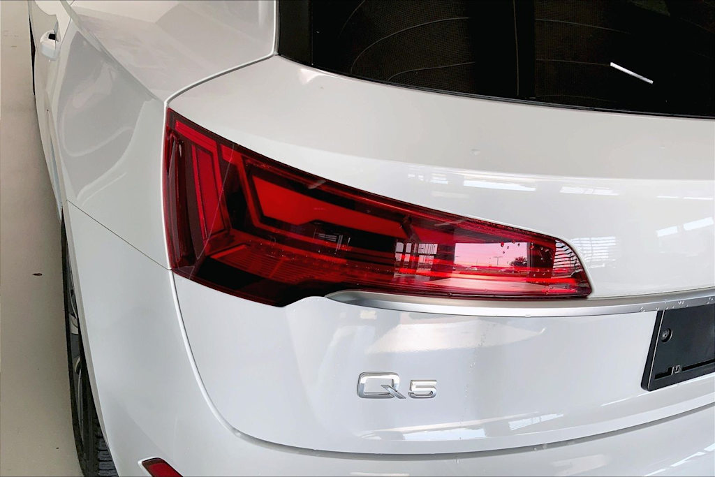 Thumbnail: 2023 Audi Q5 - 29