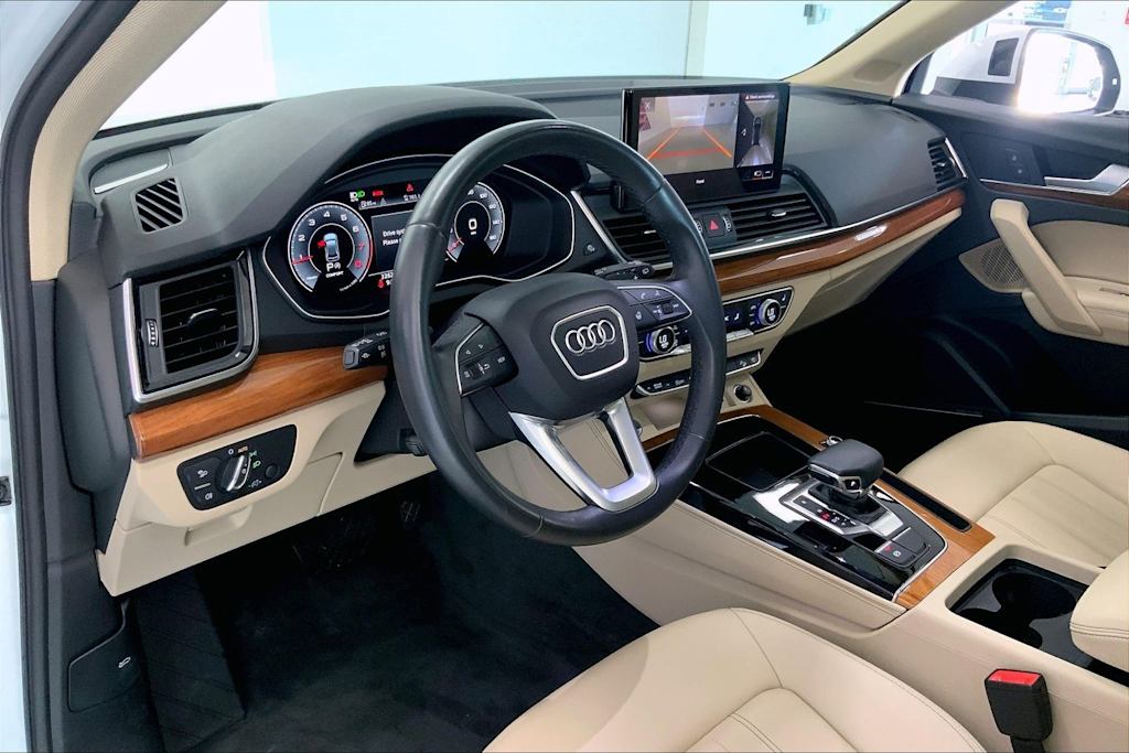 Thumbnail: 2023 Audi Q5 - 2