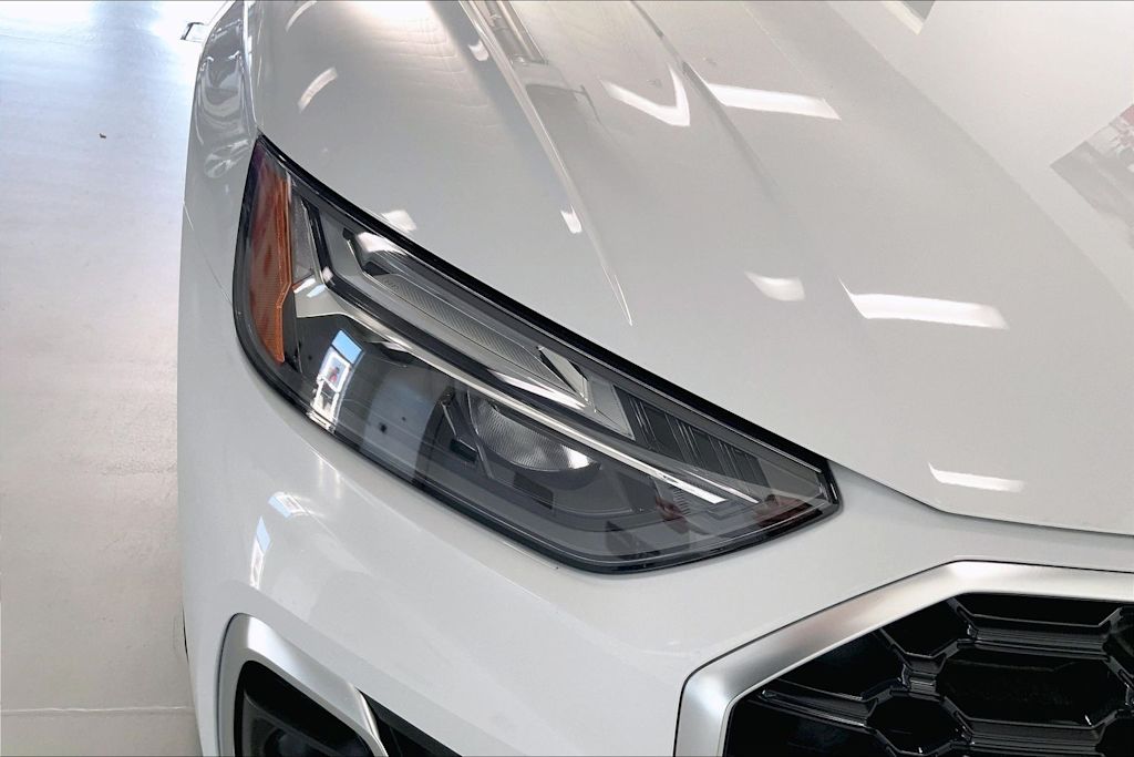 Thumbnail: 2023 Audi Q5 - 28