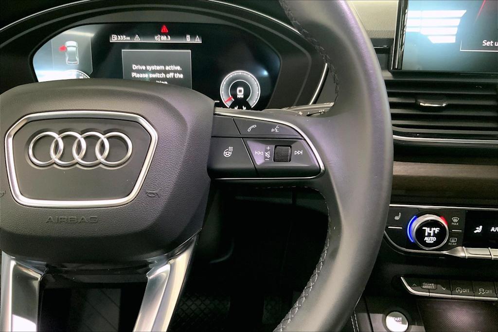 Thumbnail: 2023 Audi Q5 - 23