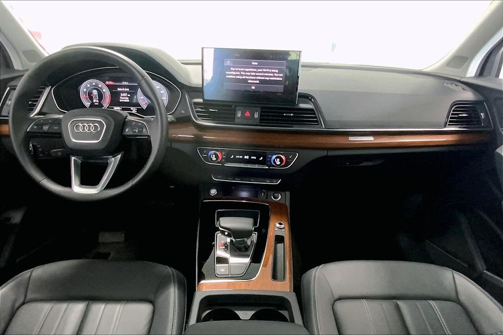 Thumbnail: 2023 Audi Q5 - 9