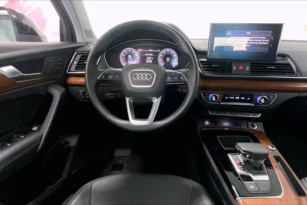Thumbnail: 2023 Audi Q5 - 13