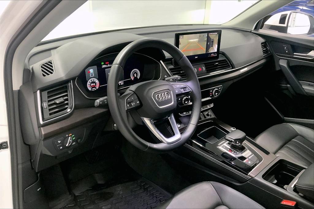 Thumbnail: 2022 Audi Q5 - 2