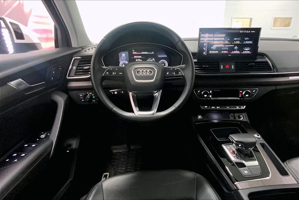 Thumbnail: 2022 Audi Q5 - 13