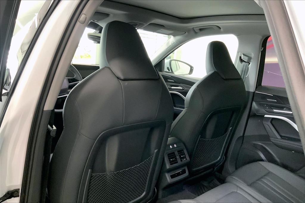 Thumbnail: 2026 Audi Q5 - 12