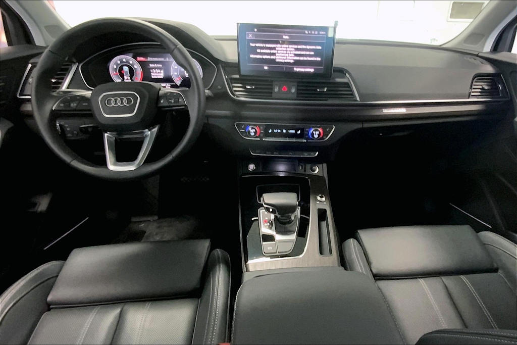 Thumbnail: 2025 Audi Q5 - 9