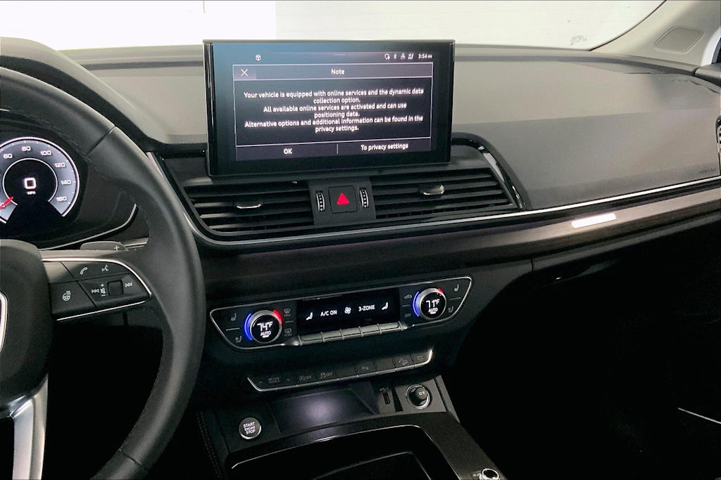 Thumbnail: 2025 Audi Q5 - 15