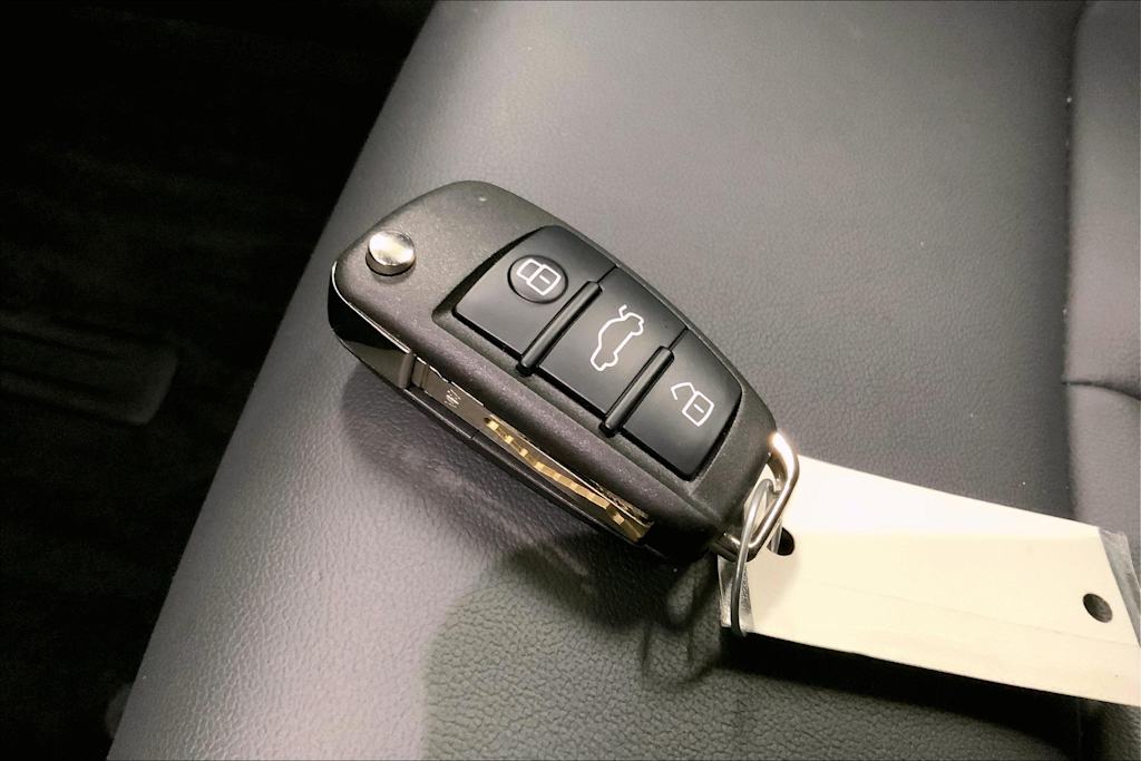 Thumbnail: 2024 Audi Q3 - 20