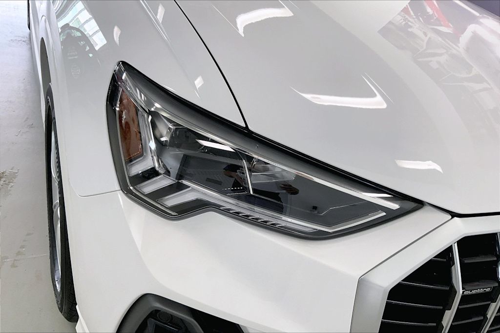 Thumbnail: 2024 Audi Q3 - 30