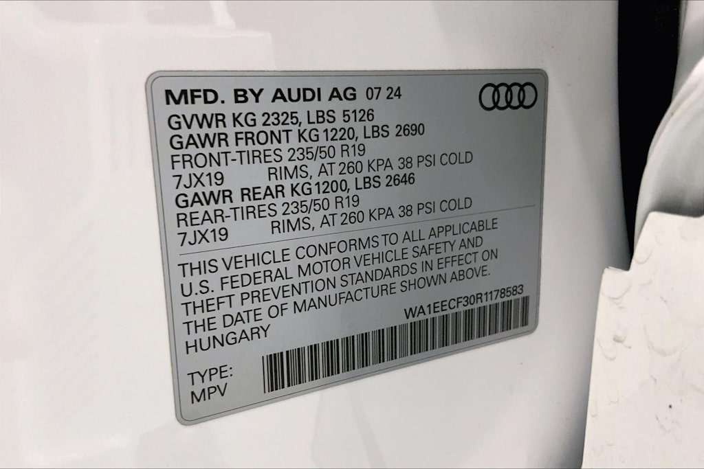 Thumbnail: 2024 Audi Q3 - 21