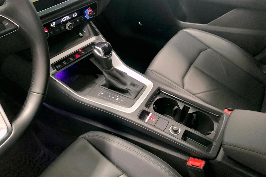 Thumbnail: 2023 Audi Q3 - 16