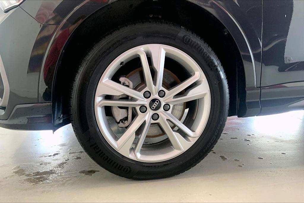 Thumbnail: 2023 Audi Q3 - 8