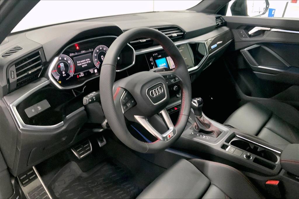 Thumbnail: 2025 Audi Q3 - 2