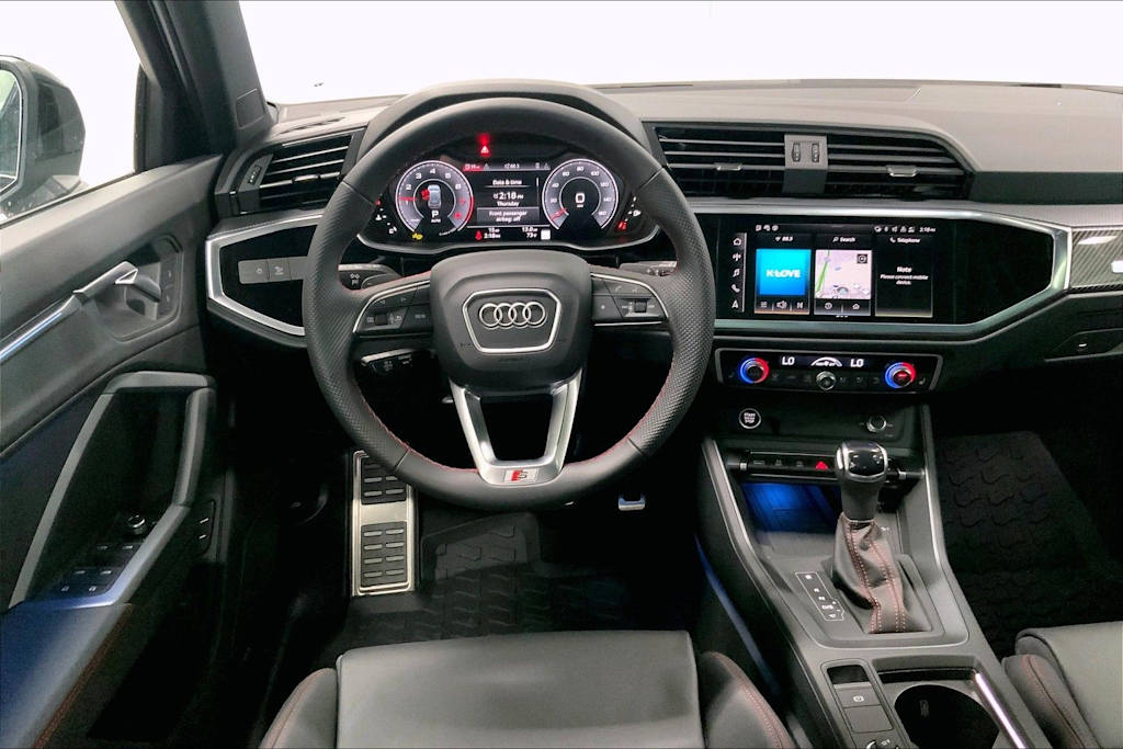Thumbnail: 2025 Audi Q3 - 13