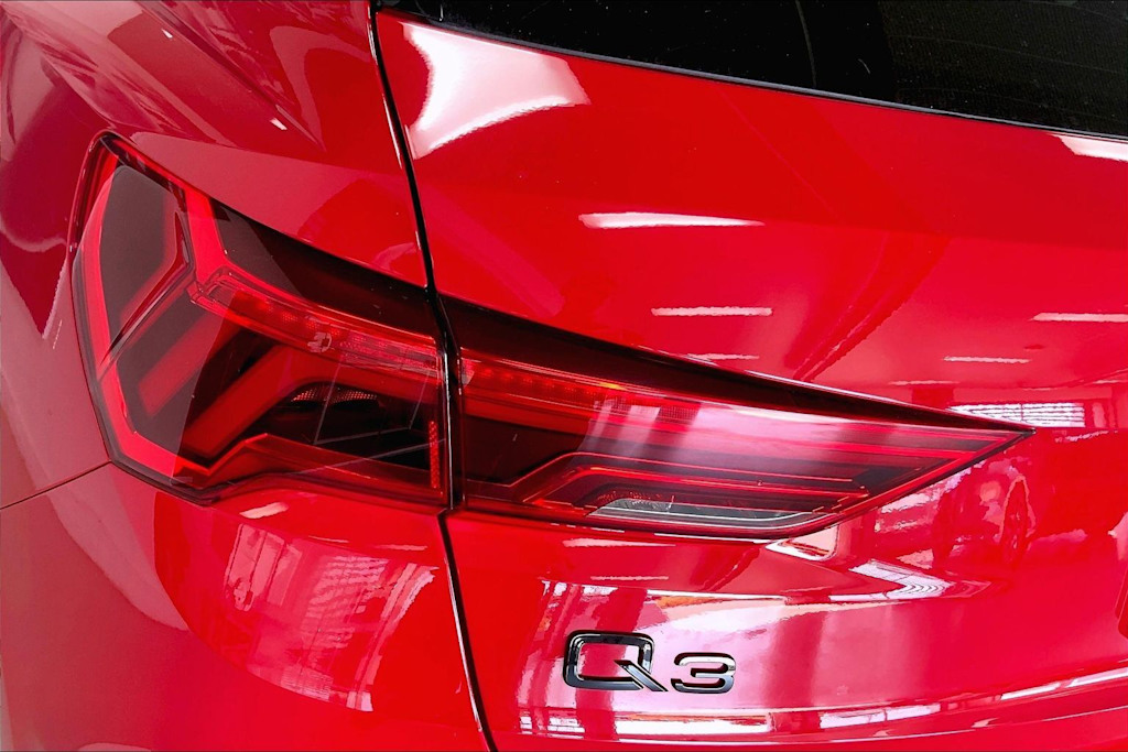 Thumbnail: 2023 Audi Q3 - 29