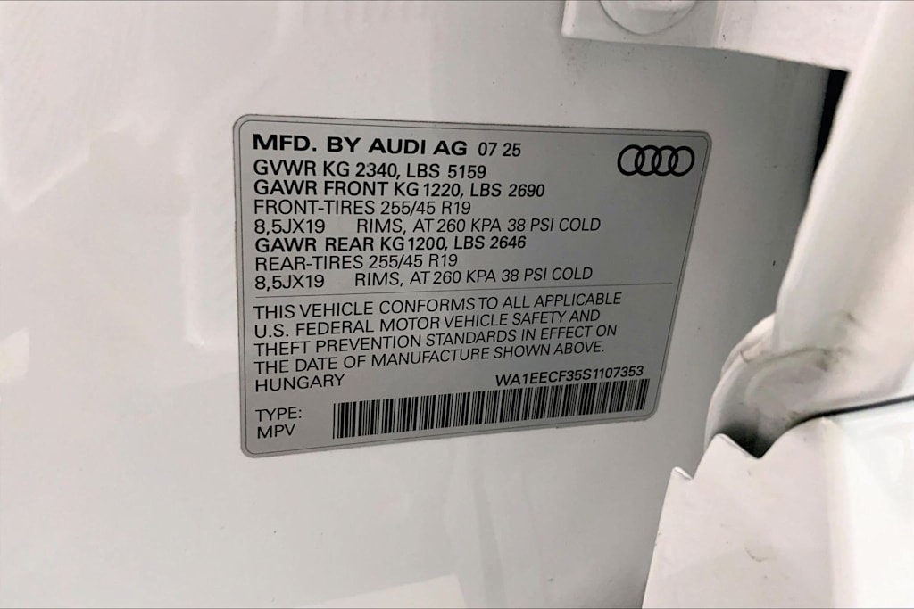 Thumbnail: 2025 Audi Q3 - 20