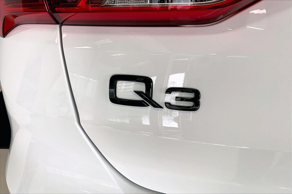Thumbnail: 2025 Audi Q3 - 7