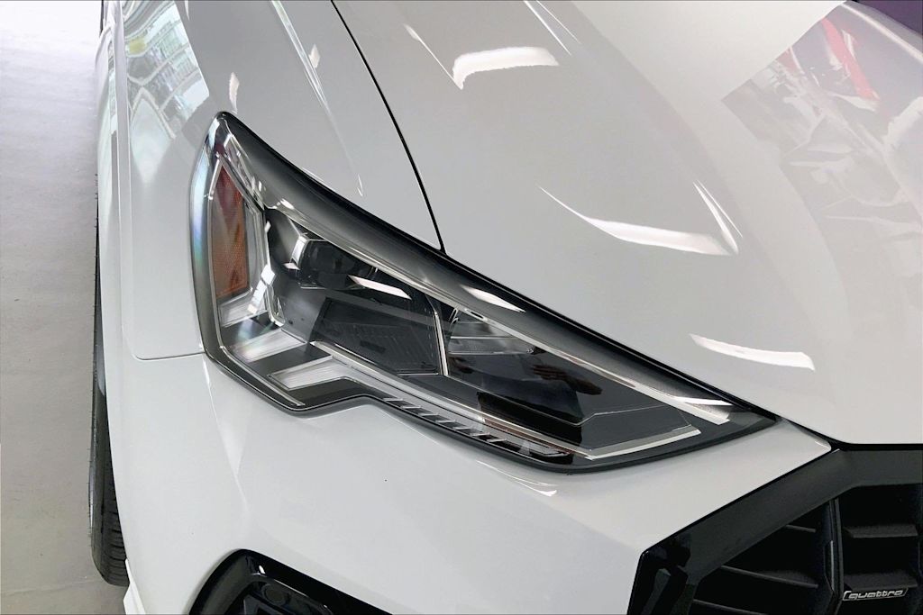 Thumbnail: 2025 Audi Q3 - 29