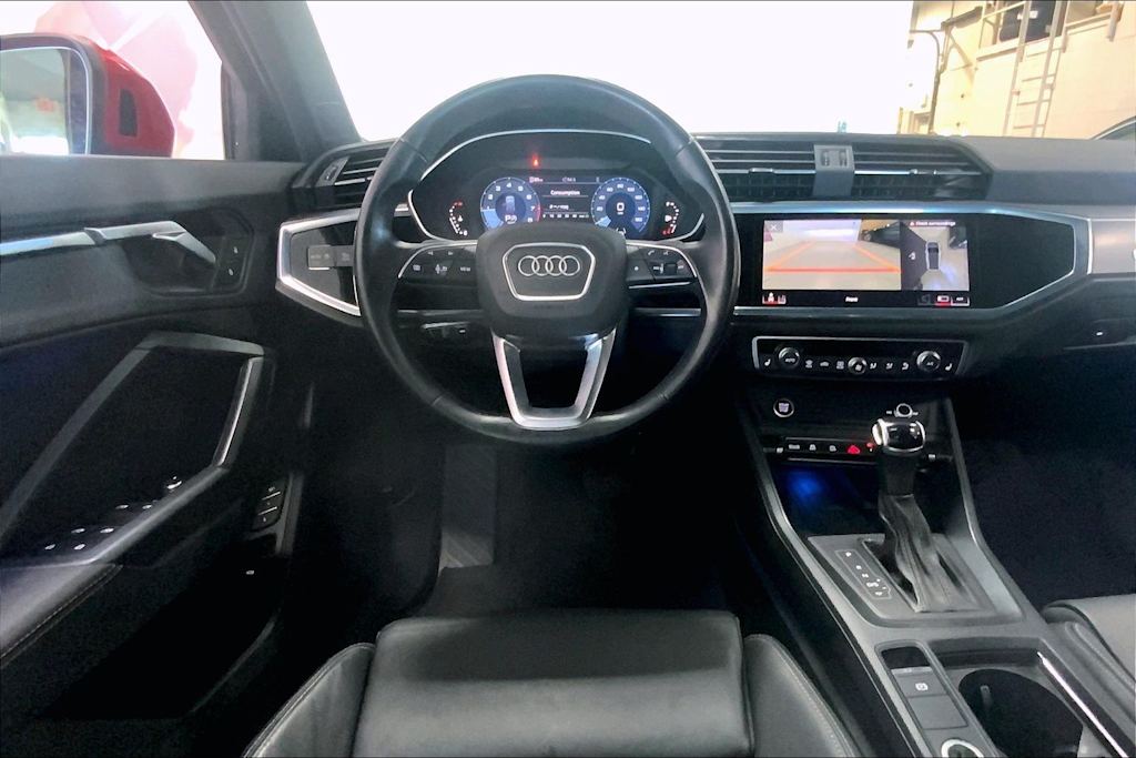 Thumbnail: 2023 Audi Q3 - 11