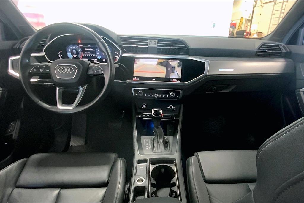 Thumbnail: 2023 Audi Q3 - 7