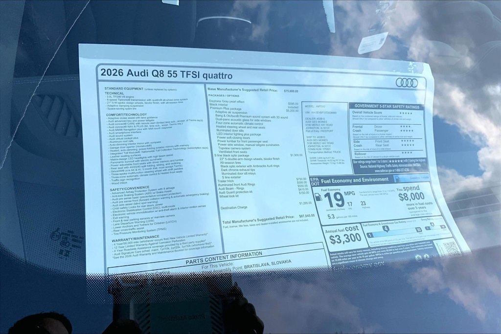 Thumbnail: 2026 Audi Q8 - 18