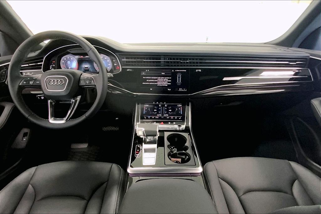Thumbnail: 2026 Audi Q8 - 8