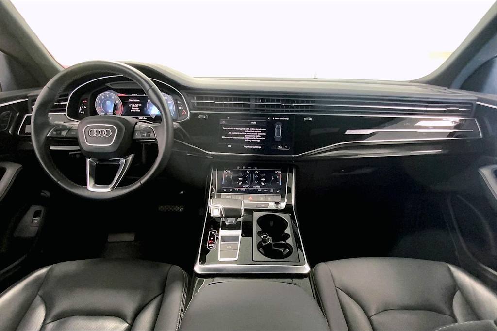 Thumbnail: 2023 Audi Q8 - 9