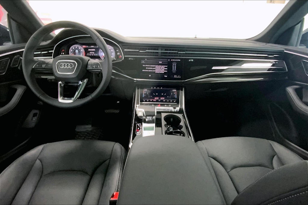 Thumbnail: 2026 Audi Q8 - 8