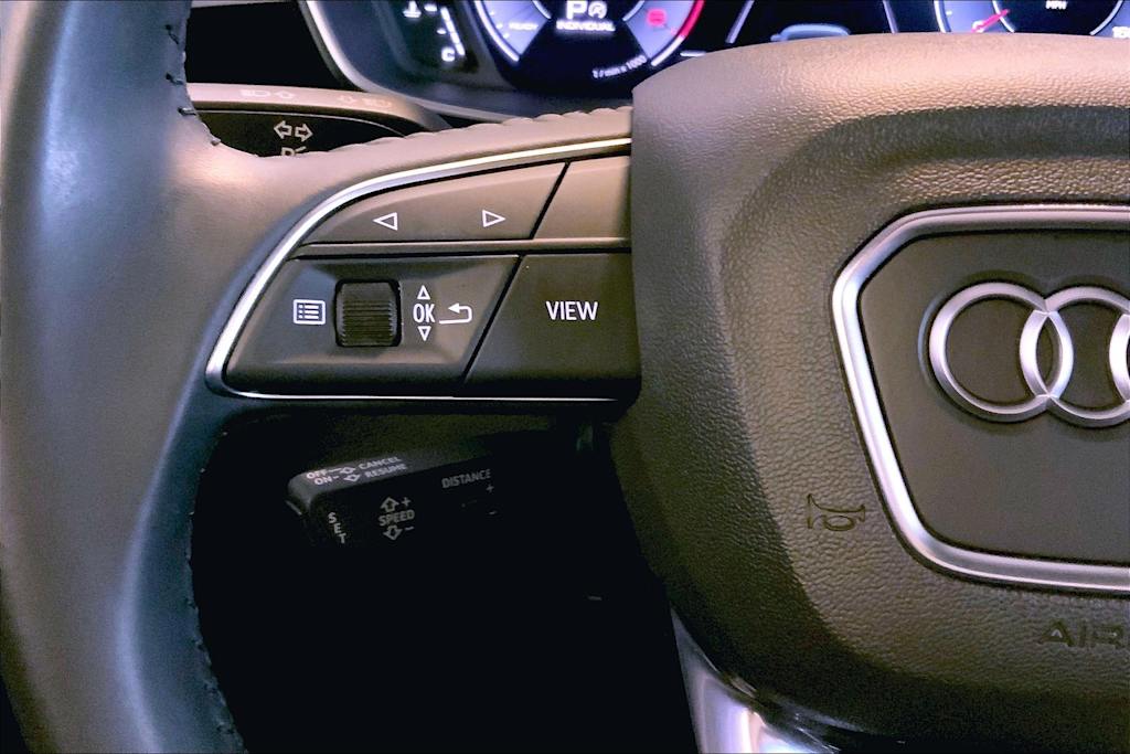 Thumbnail: 2020 Audi Q3 - 26