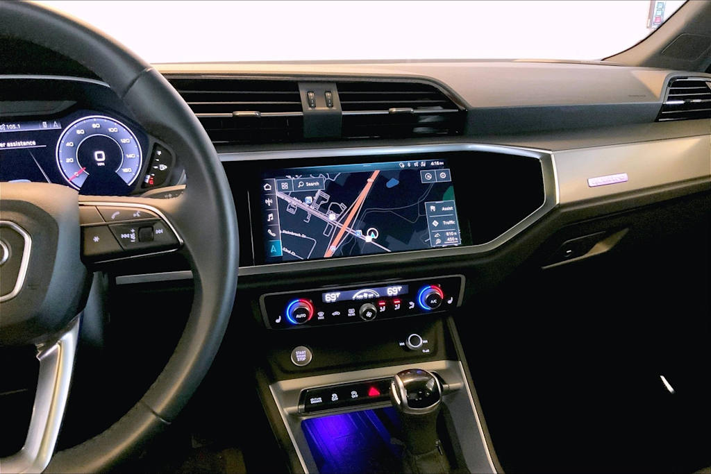 Thumbnail: 2020 Audi Q3 - 15