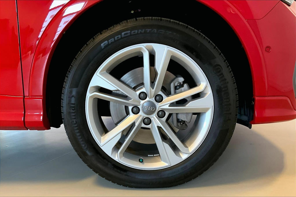 Thumbnail: 2020 Audi Q3 - 8